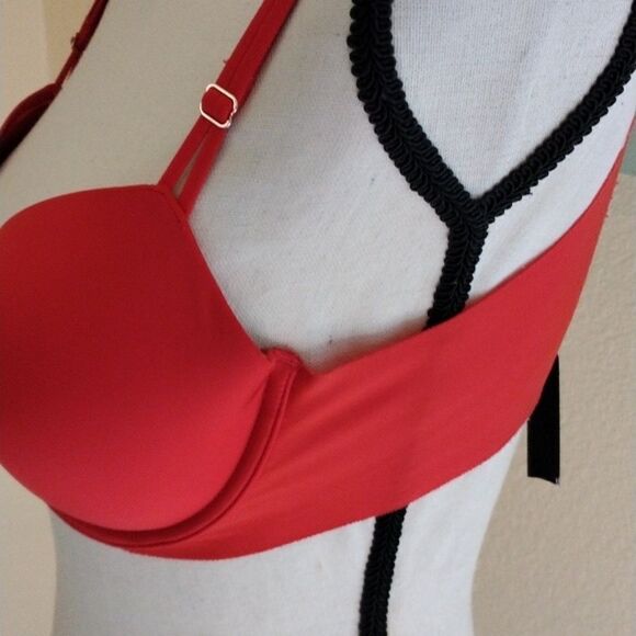 Victoria's Secret Push Up Bra - Picture 3 of 11